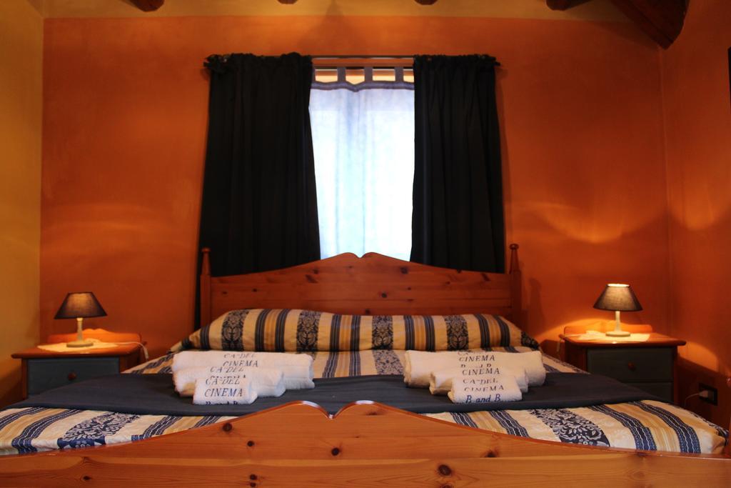Holiday home Ca' del Cinema Mombercelli Habitación foto